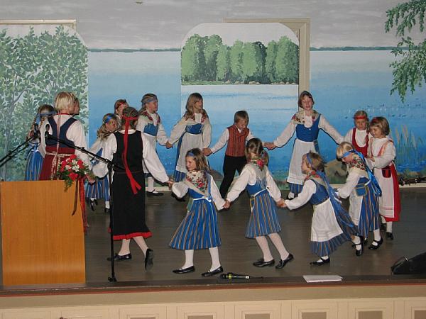 juhlat 11-35